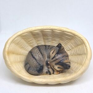 The Harvey Knox Kingdom Sleeping Cat Ceramic Figurine in Cream and Brown- No Box